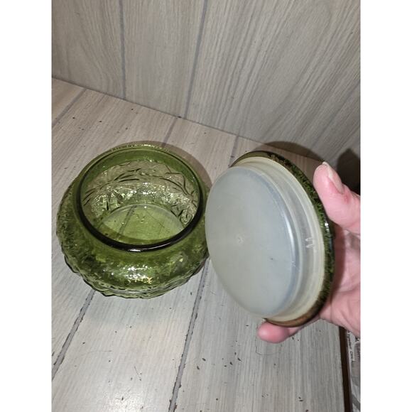 VTG Crinkle Glass Avacado Green Lidded Canister Apothecary Potion Jar Candy Dish - Picture 2 of 7
